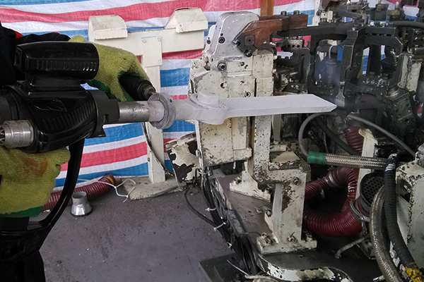 干冰清洗機(jī)對(duì)不同類型的發(fā)動(dòng)機(jī)積碳效果有何不同？